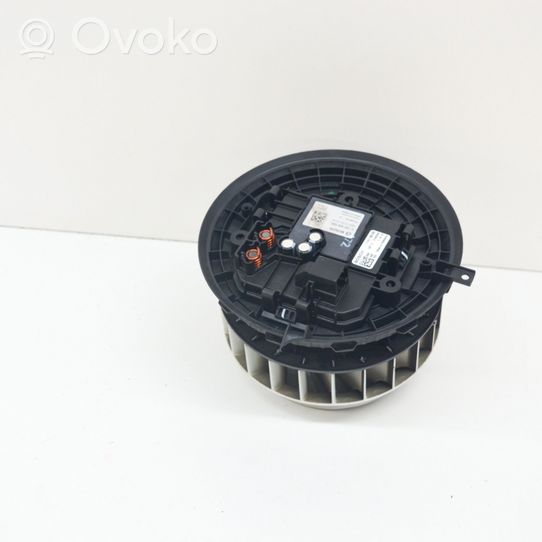 Mercedes-Benz E W213 Ventola riscaldamento/ventilatore abitacolo F011500093