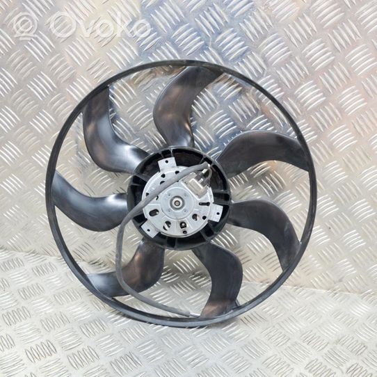 Mercedes-Benz A W176 Hélice moteur ventilateur 3136613377