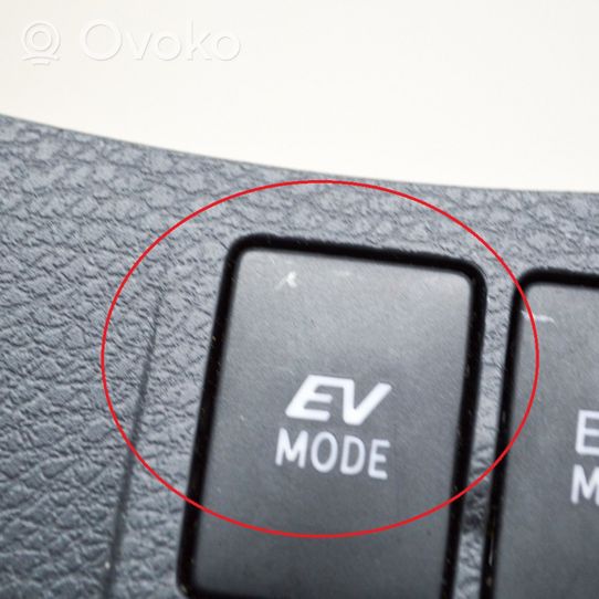Toyota Yaris Zestaw przełączników i przycisków 589170D160