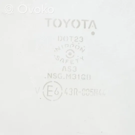 Toyota RAV 4 (XA40) Finestrino/vetro retro 43R005844