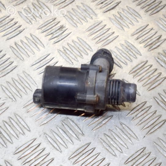 Land Rover Range Rover L322 Pompe à eau de liquide de refroidissement 70207818