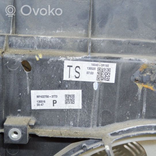 Toyota Avensis T270 Osłona wentylatora chłodnicy 160400R160