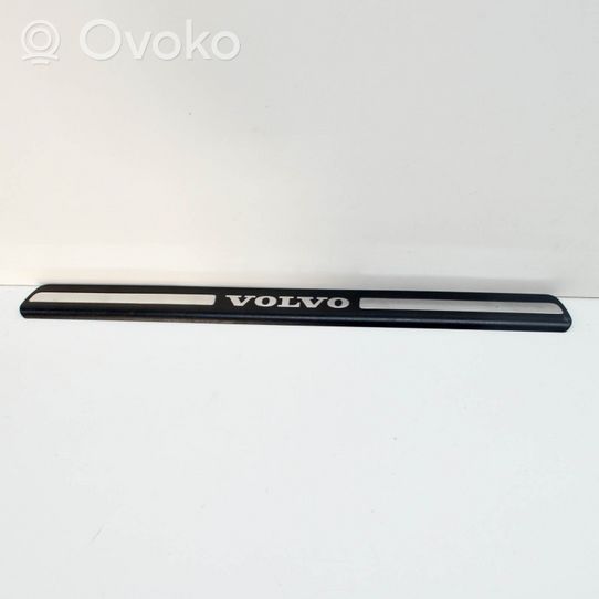 Volvo V60 Garniture de marche-pieds avant 8659960