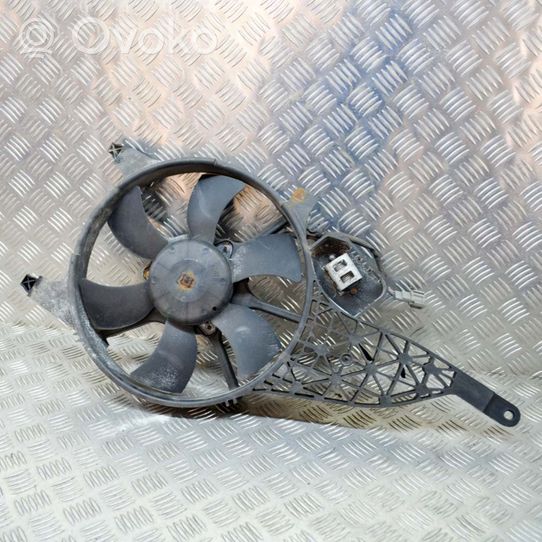 Nissan Pathfinder R51 Hélice moteur ventilateur 92120EB400