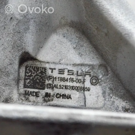 Tesla Model Y Taka-akselin pyöräntuenta 118841600F
