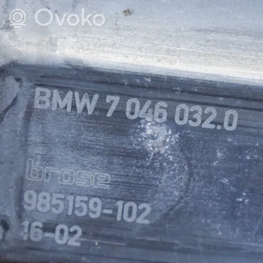 BMW 2 F22 F23 Takaoven ikkunan nostin moottorilla 985159102