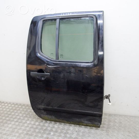 Nissan NP300 Portiera posteriore 82100EB332