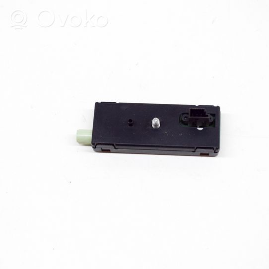 BMW 2 F22 F23 Antennenverstärker Signalverstärker 9277818