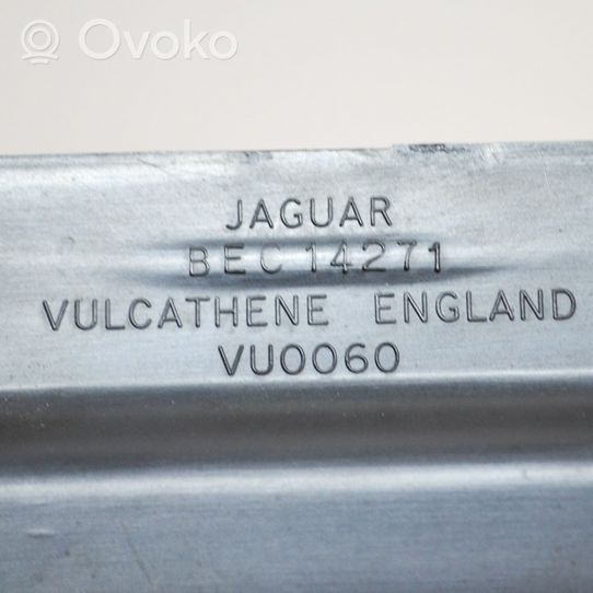 Jaguar XJ X40 Ohjauspyörän pylvään verhoilu BEC14271