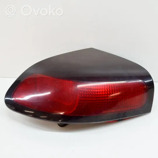 Dodge Stealth Lampa tylna 22037596