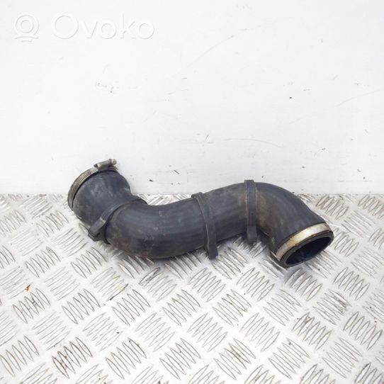 Audi TT Mk1 Manguera/tubo del intercooler 8L9145790A