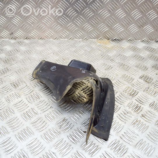 Land Rover Range Rover Velar Listwa pod lampę tylną J8A244249AE