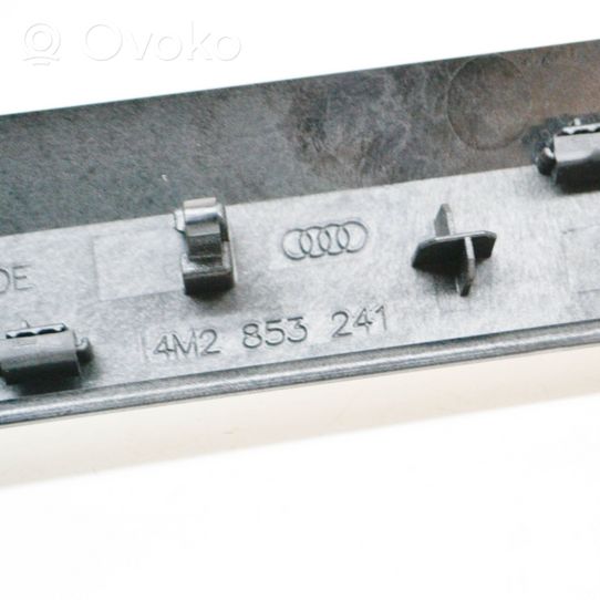Audi Q7 4M Rivestimento del vano portaoggetti del cruscotto 4M2853241