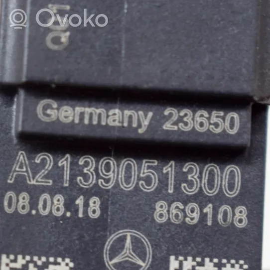 Mercedes-Benz GLC X253 C253 Czujnik uderzenia Airbag A2139051300