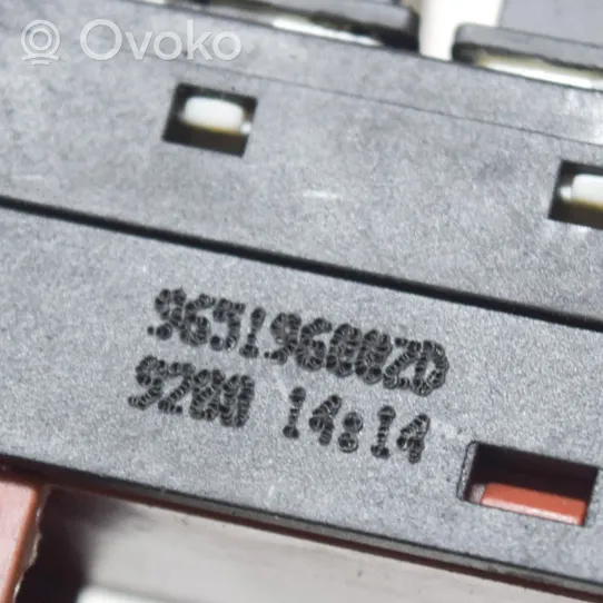 Citroen C6 Kiti jungtukai/ rankenėlės/ perjungėjai 96519600ZD