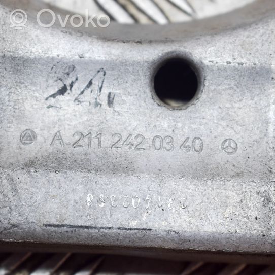 Mercedes-Benz C W205 Supporto di montaggio scatola del cambio A2112420340