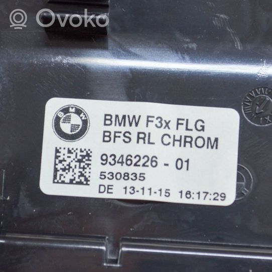 BMW 3 F30 F35 F31 Copertura griglia di ventilazione cruscotto 9346226