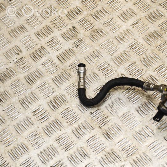 BMW 7 F01 F02 F03 F04 Fuel line pipe 