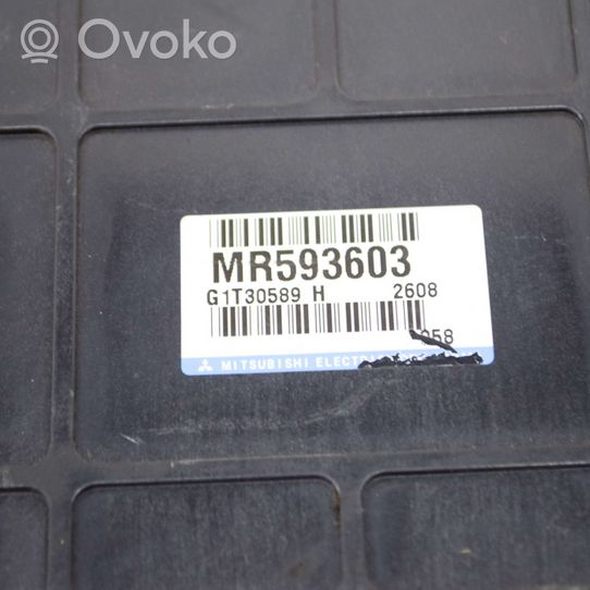 Mitsubishi Pajero Pavarų dėžės valdymo blokas MR593603