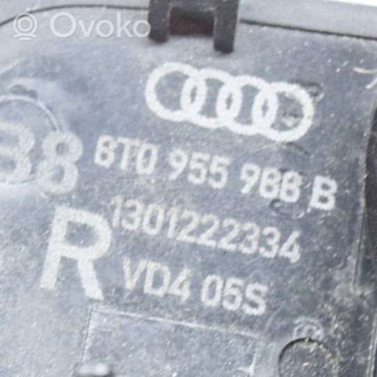 Audi A5 8T 8F Dysza spryskiwacza szyby przedniej / czołowej 8T0955988B