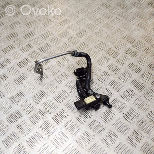 Audi A4 S4 B8 8K Sensore di pressione dei gas di scarico 0281006083