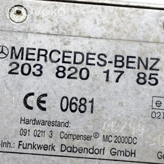 Mercedes-Benz SL R230 Amplificateur d'antenne A2038201785