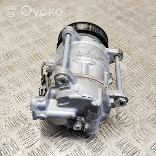 BMW 1 F40 Compressore aria condizionata (A/C) (pompa) 7948797