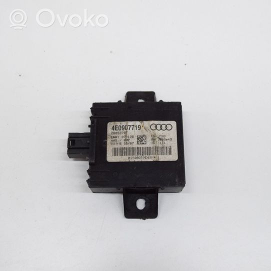 Audi A8 S8 D3 4E Boîtier module alarme 28053787