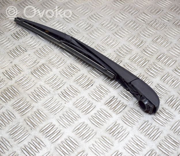 Toyota Yaris Rear wiper blade arm 