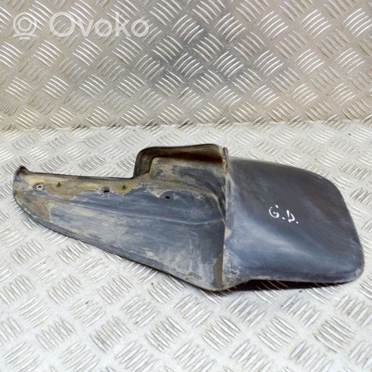 Toyota 4 Runner N180 Takaroiskeläppä 7662535040