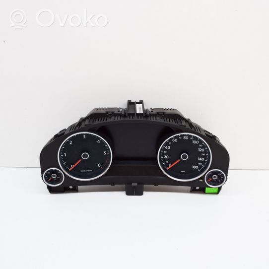 Volkswagen Touareg II Compteur de vitesse tableau de bord 7P6920982E