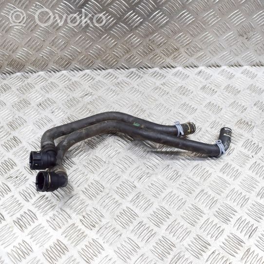 Skoda Karoq Moottorin vesijäähdytyksen putki/letku 5Q0121156C