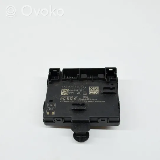 Audi A4 S4 B9 Durų elektronikos valdymo blokas 4M0959795C