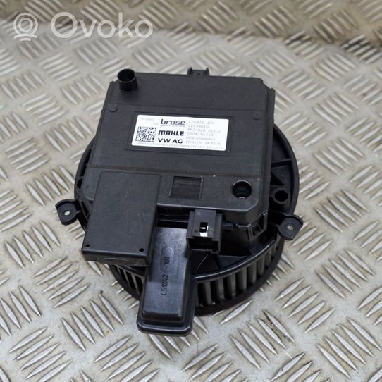 Audi E-tron GT Ventola riscaldamento/ventilatore abitacolo 4M2820021C