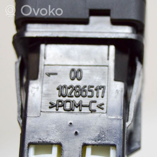 Opel Crossland X Interrupteur feux de détresse 10286517