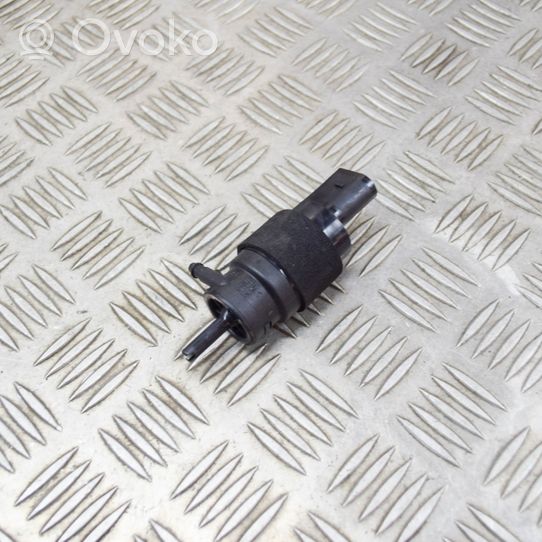 Audi A5 Windscreen/windshield washer pump 8K5955647