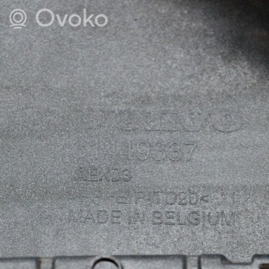Volvo XC40 Rivestimento del pannello parte angolare del paraurti posteriore 31449337