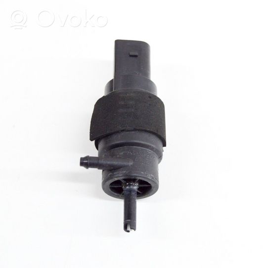 Audi A5 Pompe de lave-glace de pare-brise 8K5955647