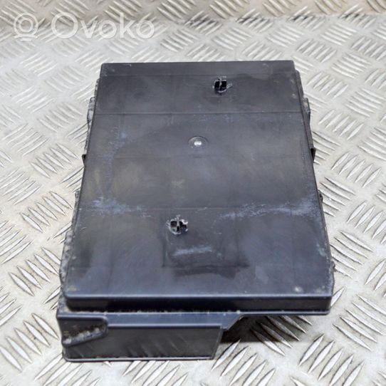 Honda CR-V Battery box tray 31521TLAA1