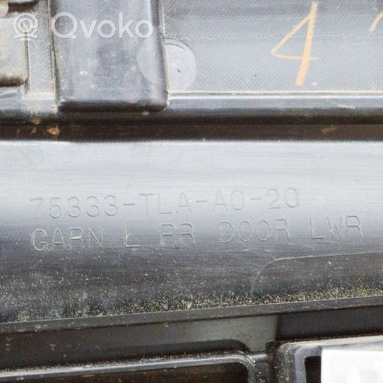 Honda CR-V Listwa drzwi tylnych 75333TLAA020