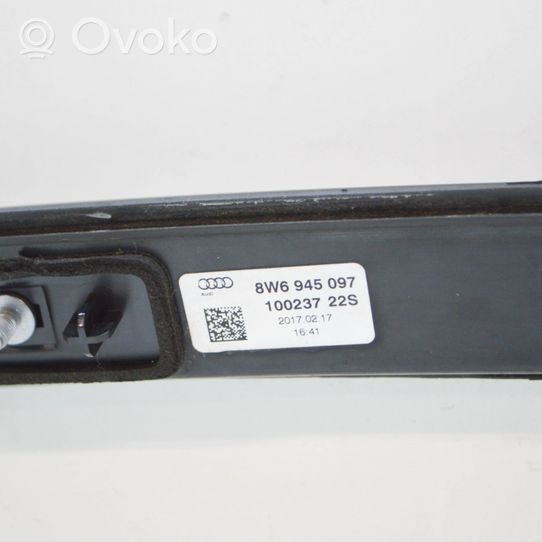 Audi A5 Trzecie światło stop 8W6945097