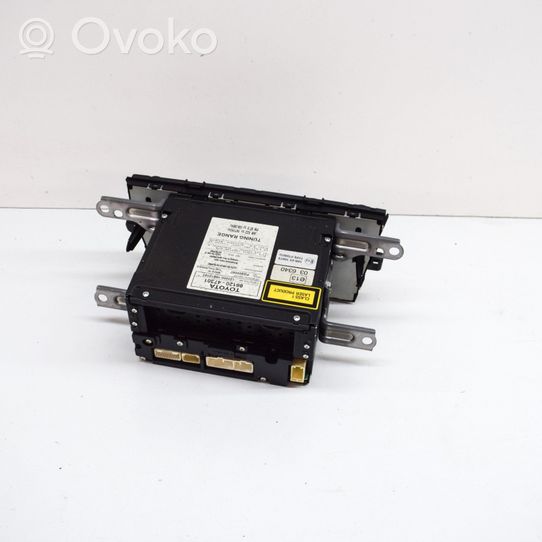 Toyota Prius (XW30) Panel / Radioodtwarzacz CD/DVD/GPS 121862196