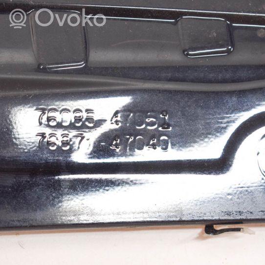 Toyota Prius (XW30) Becquet de coffre 7687147040