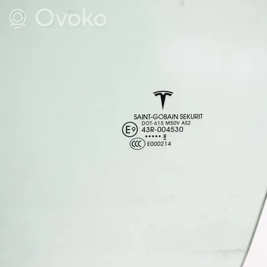 Tesla Model X Vetro del finestrino della portiera anteriore - quattro porte 102882200J