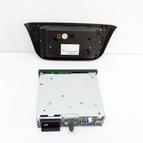 Iveco Daily 6th gen Panel / Radioodtwarzacz CD/DVD/GPS 5801727206