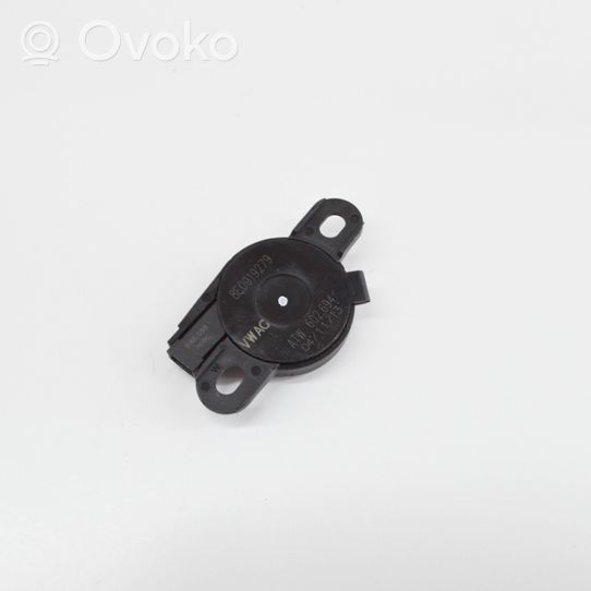 Audi Q3 8U Głośnik / Buzzer czujnika parkowania PDC 8E0919279