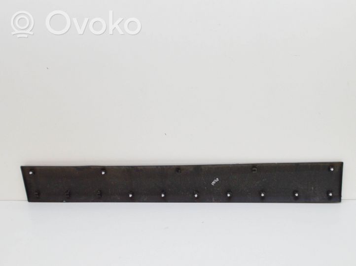 Opel Movano B Rear fender molding trim 828200148R