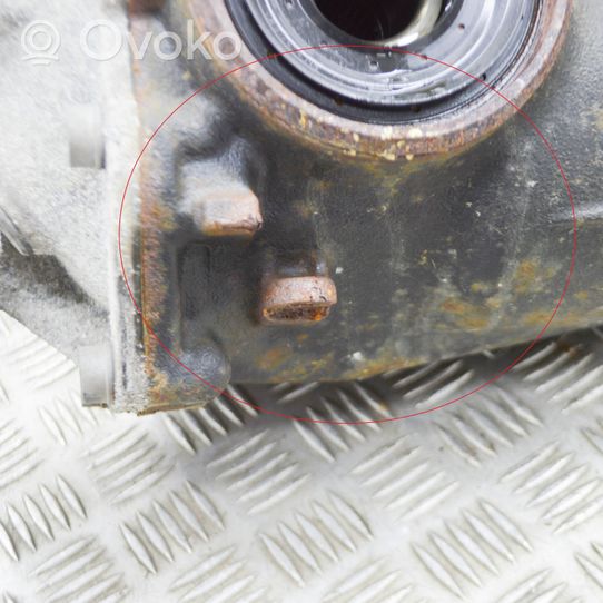 BMW 5 F10 F11 Mechanizm różnicowy tylny / Dyferencjał 8655048