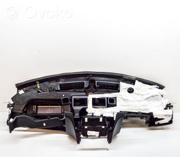 Maserati Ghibli Dashboard 670012661