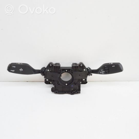 BMW 5 G30 G31 Leva/interruttore dell’indicatore di direzione e tergicristallo 6839779